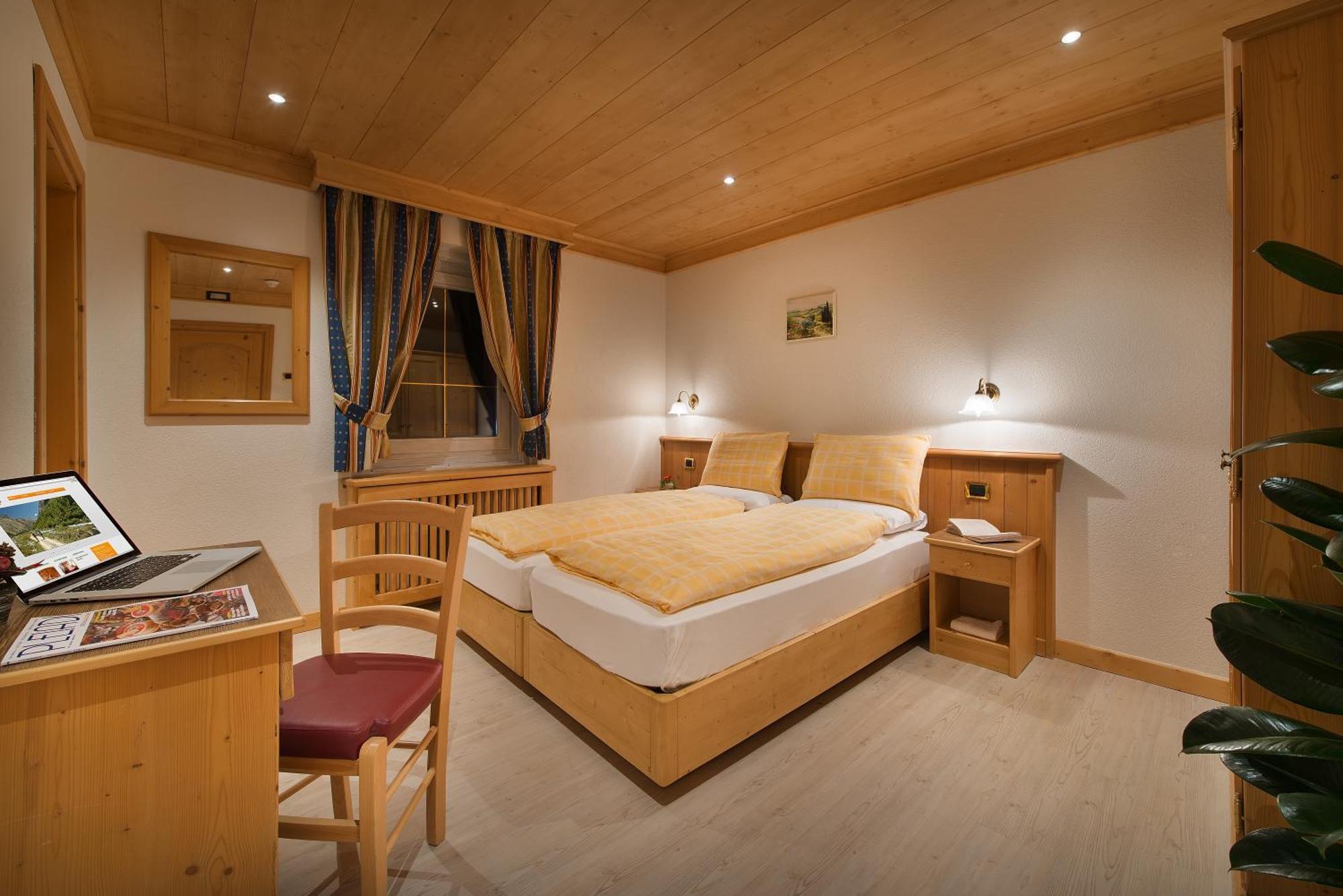 Hotel San Giovanni ลีวินโญ ห้อง รูปภาพ